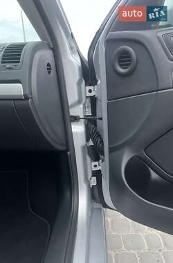Универсал Skoda Octavia 2010 в 