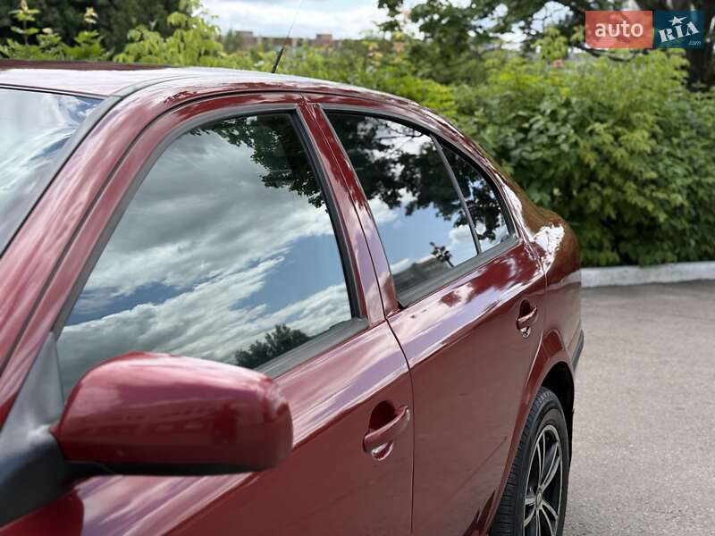 Лифтбек Skoda Octavia 2006 в Ровно