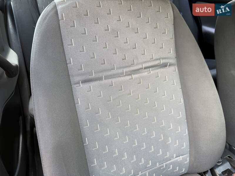 Лифтбек Skoda Octavia 2006 в Ровно