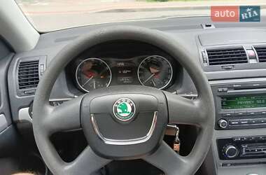 Лифтбек Skoda Octavia 2012 в 