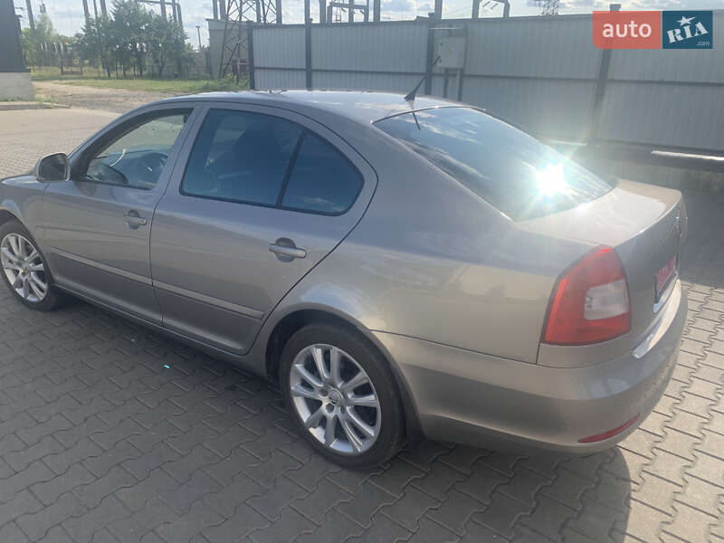 Лифтбек Skoda Octavia 2011 в Луцке