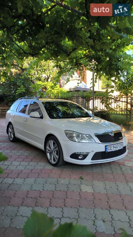 Універсал Skoda Octavia 2011 в Чернівцях