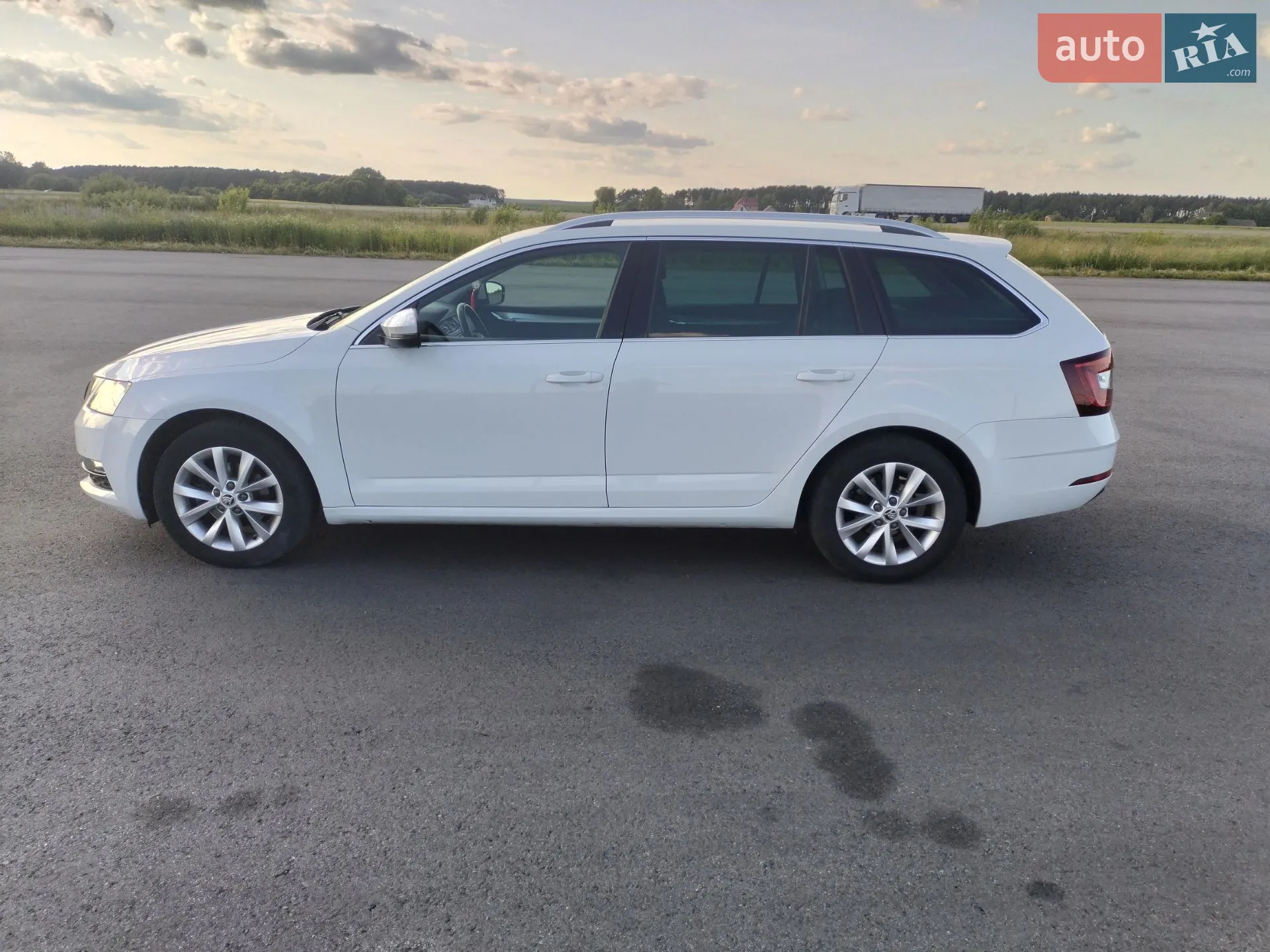 2019 Skoda Octavia - мініатюра 9