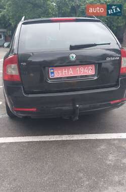 Універсал Skoda Octavia 2012 в 