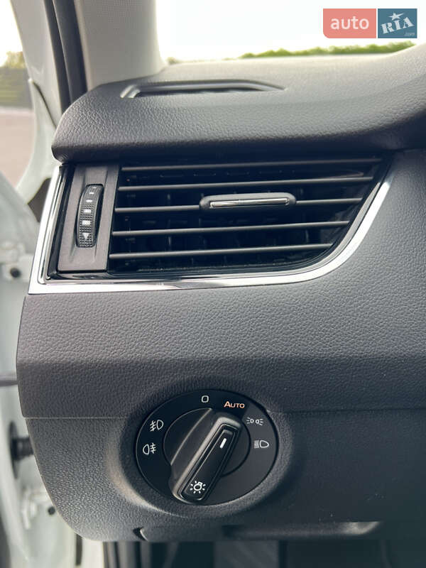 Универсал Skoda Octavia 2019 в Мукачево