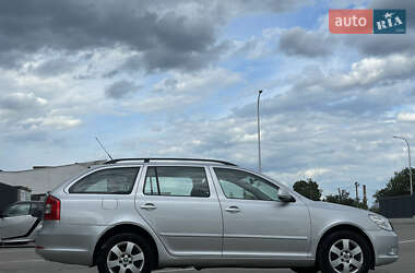 Універсал Skoda Octavia 2010 в 