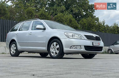 Універсал Skoda Octavia 2010 в 