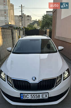 Универсал Skoda Octavia 2019 в Львове
