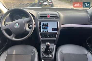 Лифтбек Skoda Octavia 2008 в 