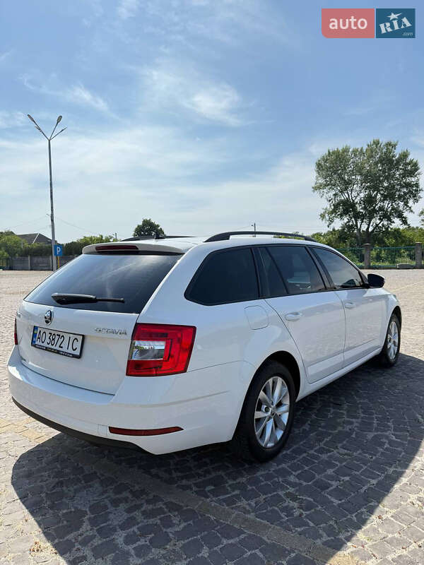 Універсал Skoda Octavia 2017 в Мукачевому