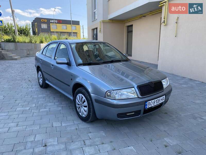 Ліфтбек Skoda Octavia 2003 в Тернополі