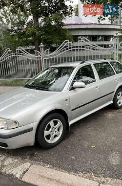 Універсал Skoda Octavia 2003 в Києві
