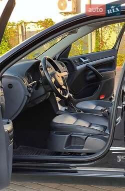 Универсал Skoda Octavia 2010 в 