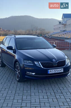 Универсал Skoda Octavia 2017 в Хусте