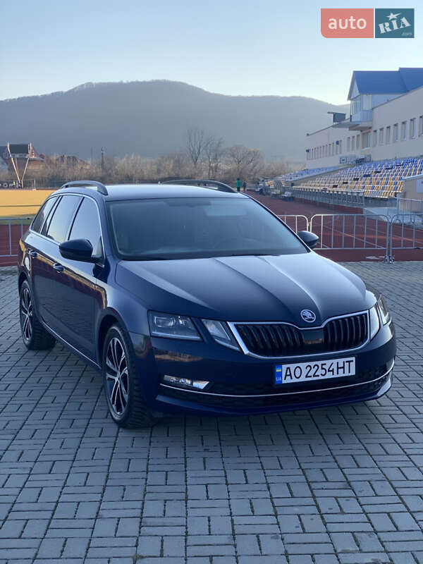Універсал Skoda Octavia 2017 в Хусті