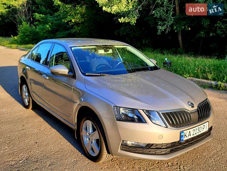 Лифтбек Skoda Octavia 2017 в 
