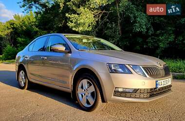 Лифтбек Skoda Octavia 2017 в 