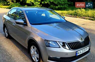 Лифтбек Skoda Octavia 2017 в 
