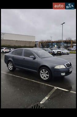 Лифтбек Skoda Octavia 2008 в Волочиске
