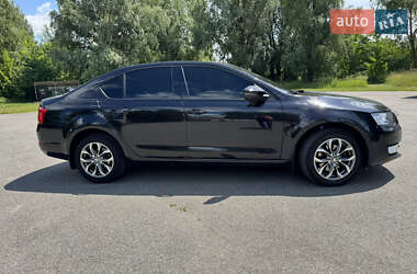 Лифтбек Skoda Octavia 2014 в 