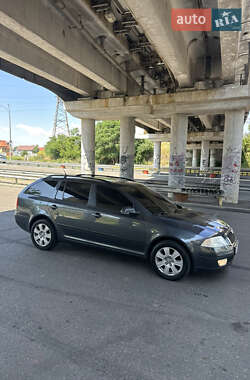 Универсал Skoda Octavia 2007 в Одессе