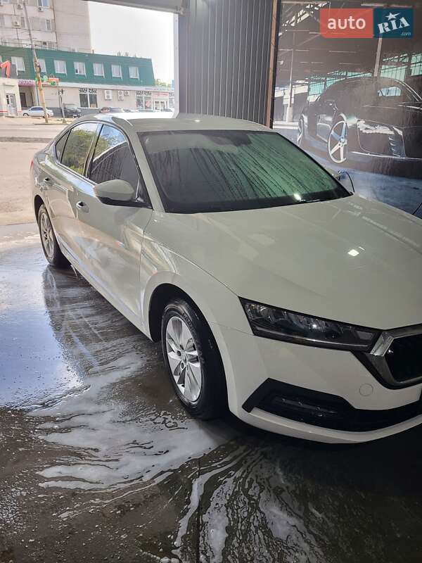 Лифтбек Skoda Octavia 2022 в Днепре