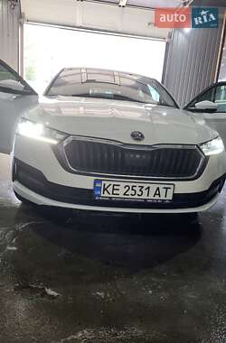 Ліфтбек Skoda Octavia 2022 в 