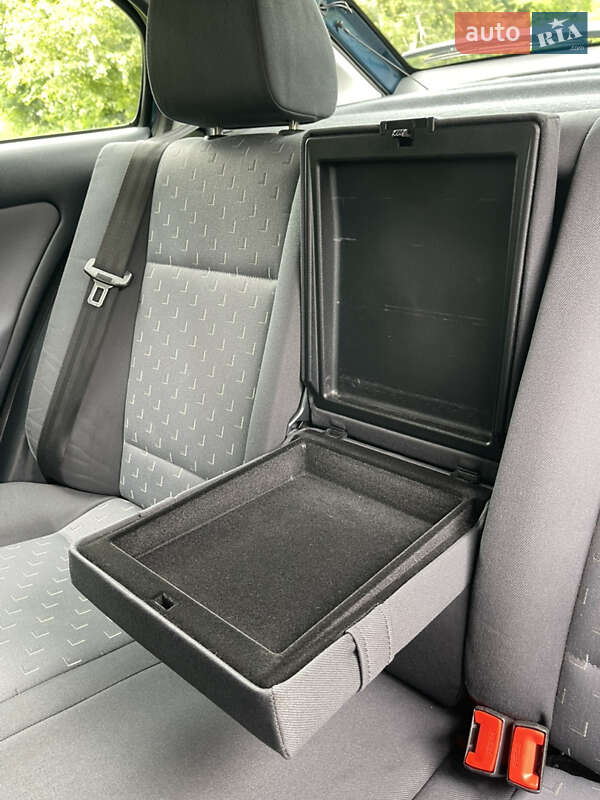 Лифтбек Skoda Octavia 2004 в Умани