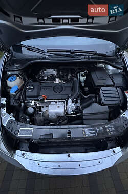 Лифтбек Skoda Octavia 2009 в 