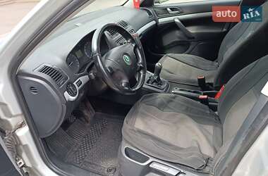 Ліфтбек Skoda Octavia 2006 в 