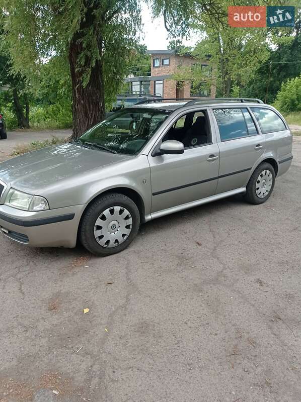Универсал Skoda Octavia 2010 в Виннице