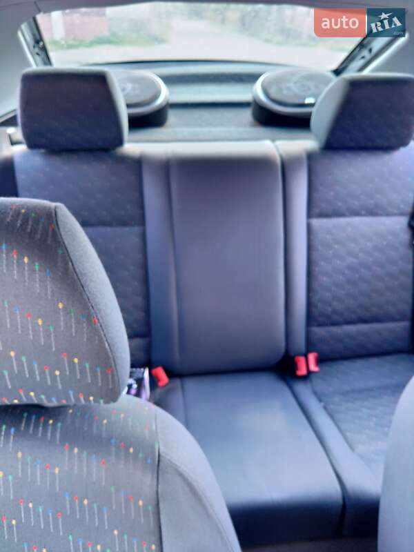 Ліфтбек Skoda Octavia 2001 в Томашполі