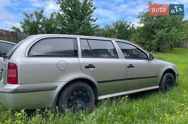 Универсал Skoda Octavia 2002 в Виноградове