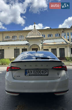 Ліфтбек Skoda Octavia 2024 в 
