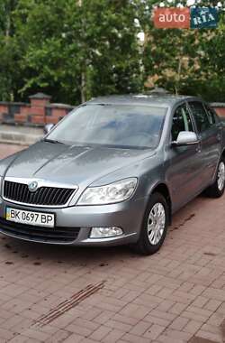 Лифтбек Skoda Octavia 2011 в 