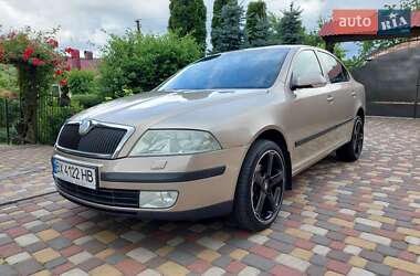 Лифтбек Skoda Octavia 2004 в Ивано-Франковске