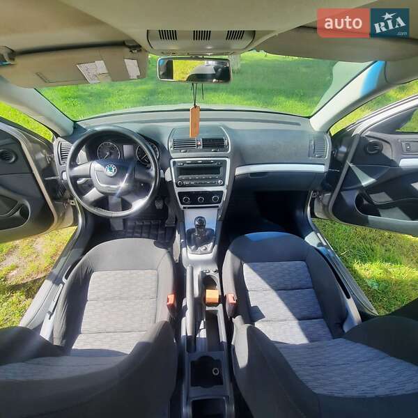 Лифтбек Skoda Octavia 2009 в Львове