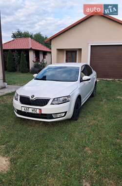 Ліфтбек Skoda Octavia 2016 в Ужгороді