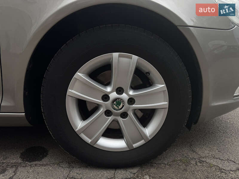 Универсал Skoda Octavia 2010 в Сумах