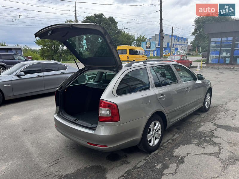 Универсал Skoda Octavia 2010 в Сумах