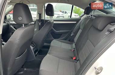Лифтбек Skoda Octavia 2014 в 