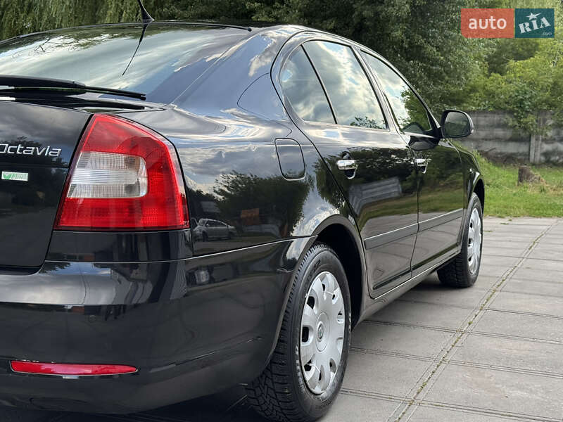 Ліфтбек Skoda Octavia 2008 в Смілі
