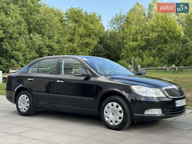 Ліфтбек Skoda Octavia 2008 в Смілі