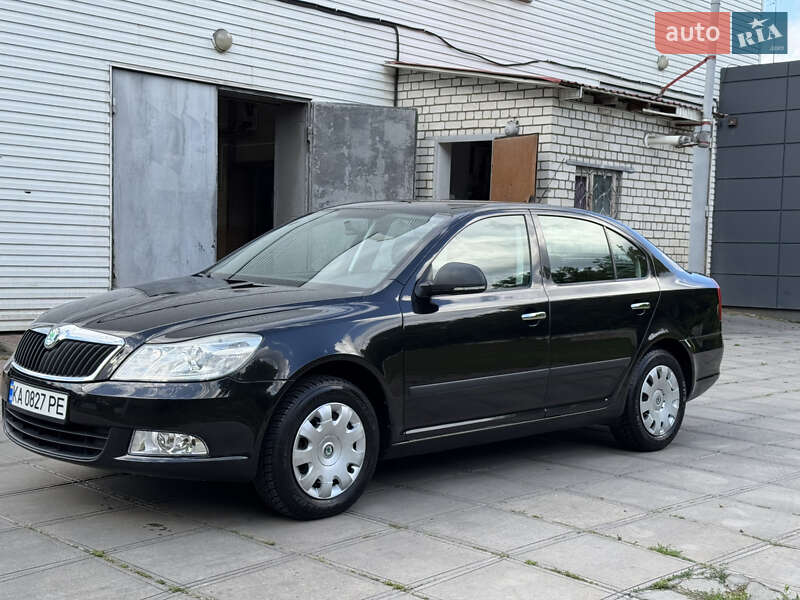 Ліфтбек Skoda Octavia 2008 в Смілі