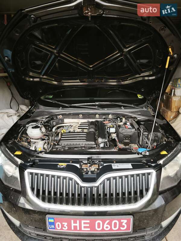 Універсал Skoda Octavia 2014 в Харкові
