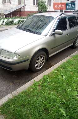 Универсал Skoda Octavia 2008 в Чернигове