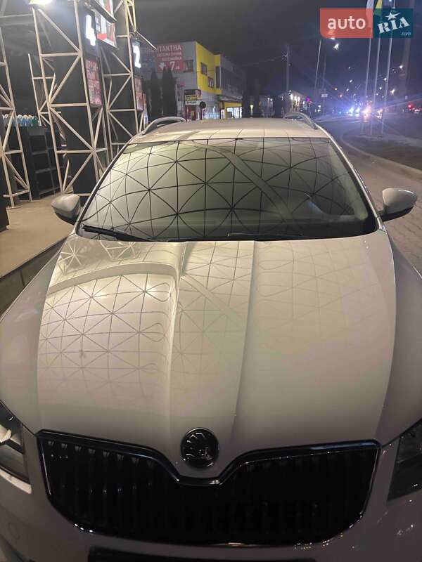 Универсал Skoda Octavia 2016 в Тернополе