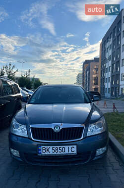 Универсал Skoda Octavia 2009 в Ровно