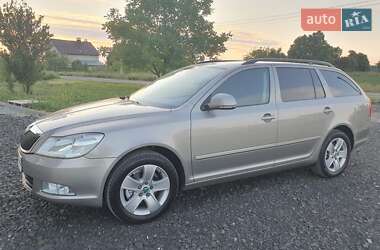 Универсал Skoda Octavia 2011 в 