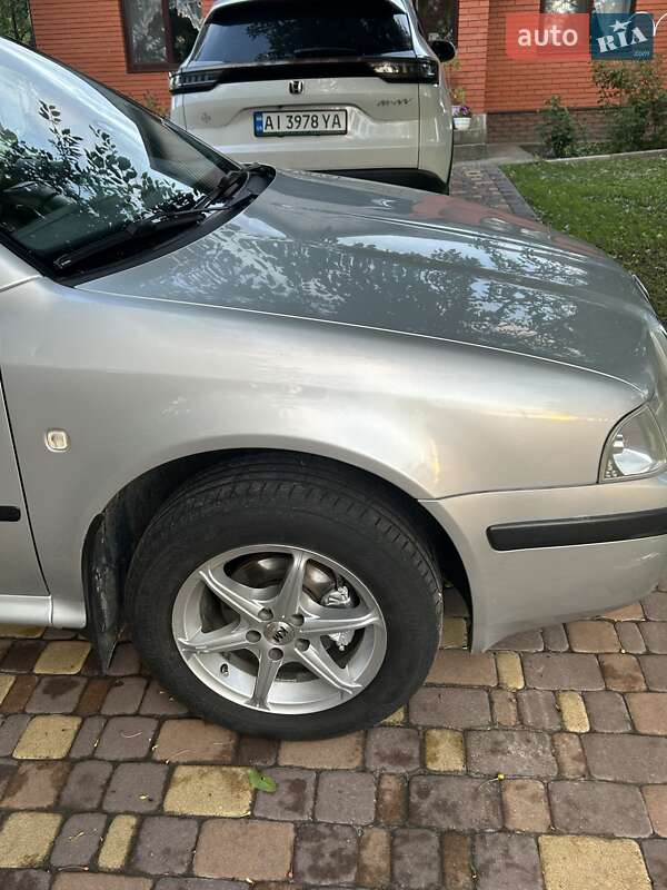 Лифтбек Skoda Octavia 2005 в Киеве